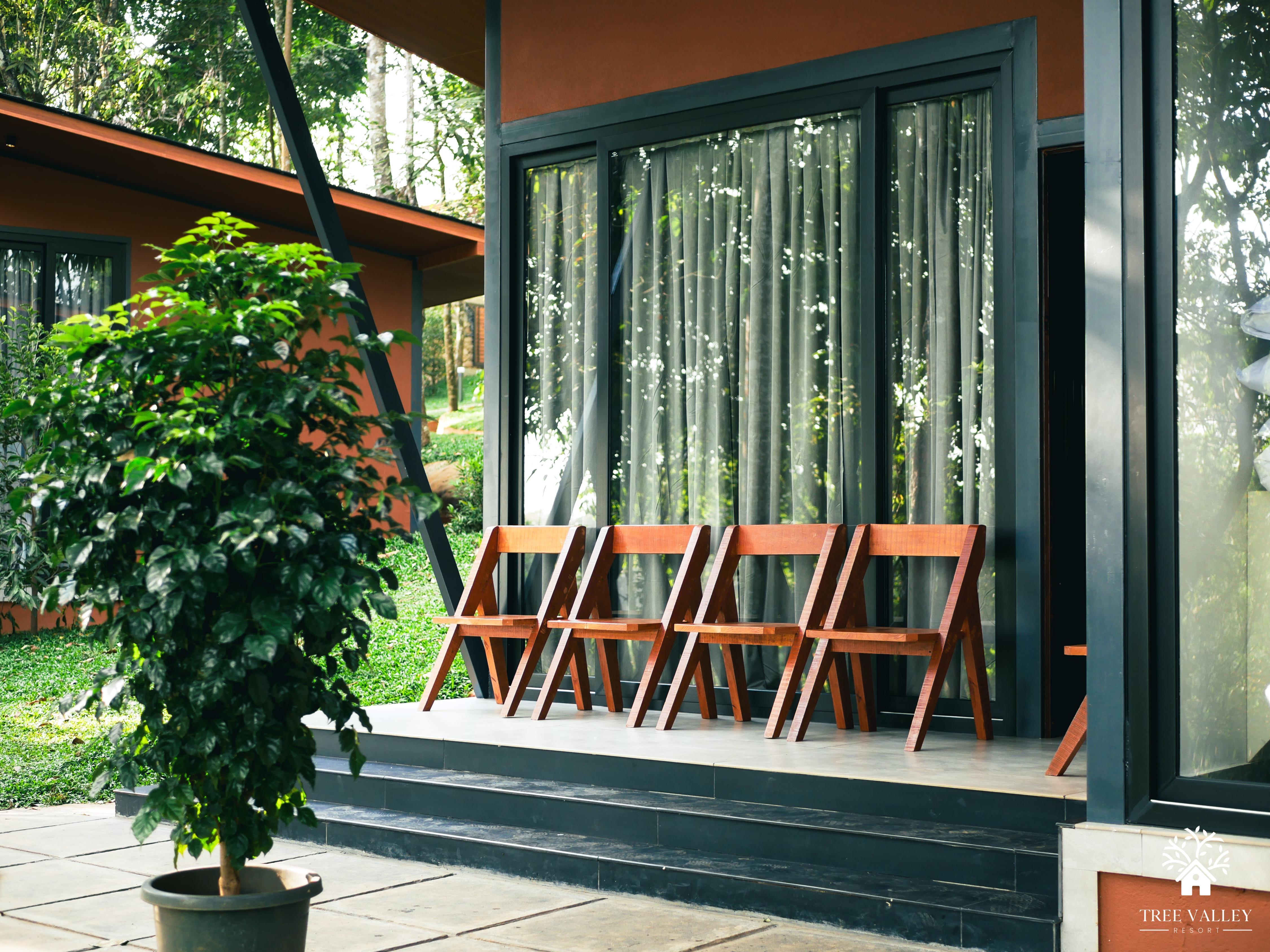 Tree Valley Resort | Valley View with Pool Room Type - Glass Cottage