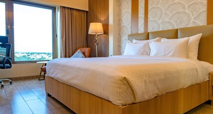 Pride Elite Chhtrapati Sambhajinagar Room Type - Superior King