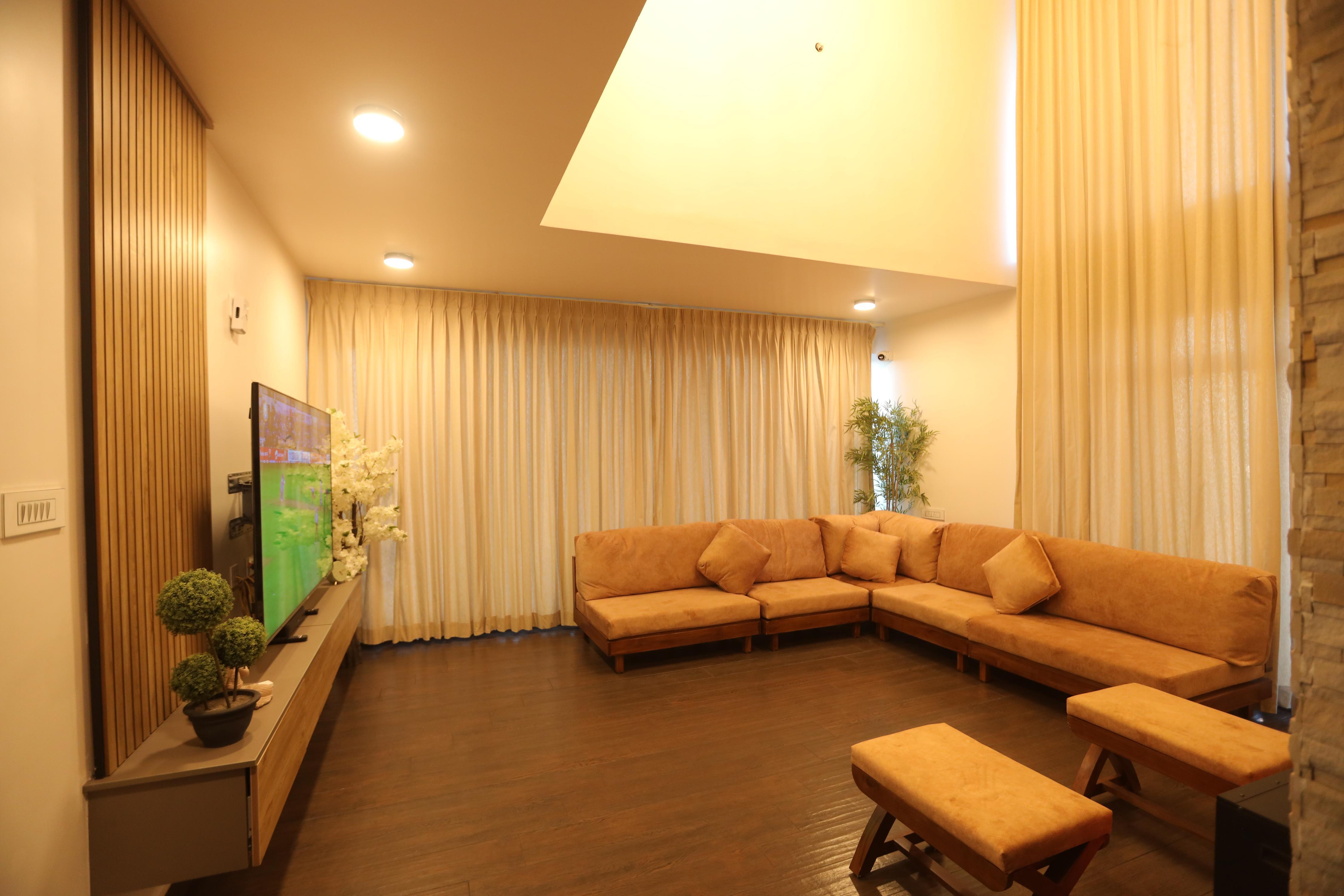 Dreamcloudz Retreats | The Lavish Grande Villa | 3 BHK - Tap to explore photos