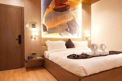 NE HERITAGE RESIDENCY