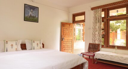 Chanderlok Guest House Room Type - Standard King Bedroom
