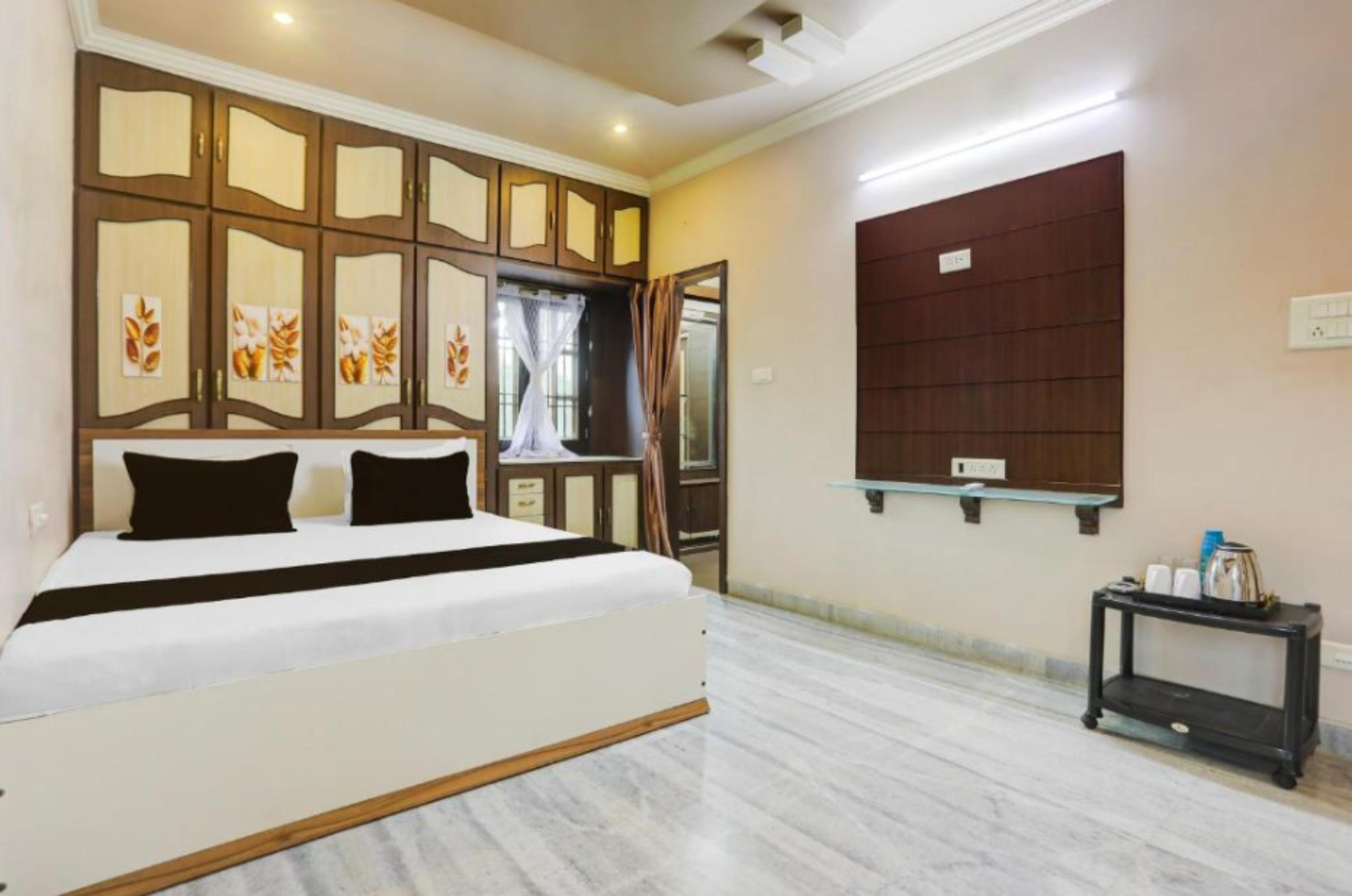 Hotel Rooms MP Guest Inn Nellore