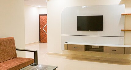 STERLINGE HOME STAY Room Type - 3BHK