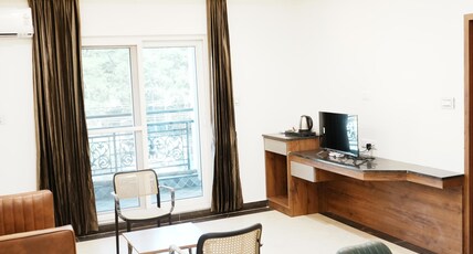 The President Hotel Tumkur Room Type - Luxurious Suite with King Bed The President Hotel Tumkur Room Type - Luxurious Suite with King Bed