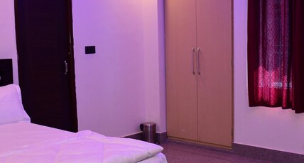 Hotel Rajrani Grand Room Type - Family Triple Bed