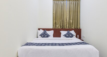 Hotel Good Luck Palace Room Type - Deluxe Room