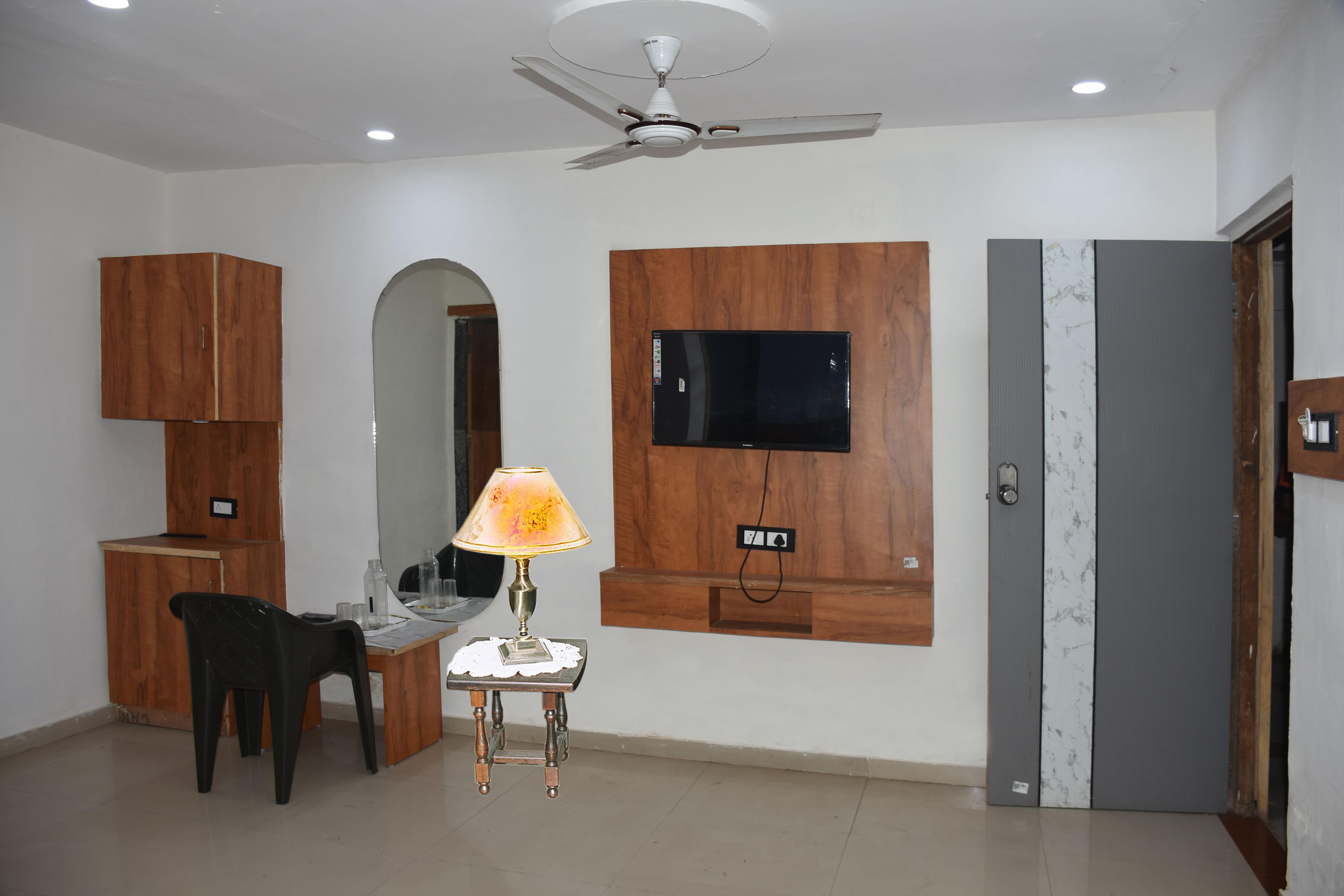 HOTEL DIVYA PALACE Room Type - Deluxe AC Room