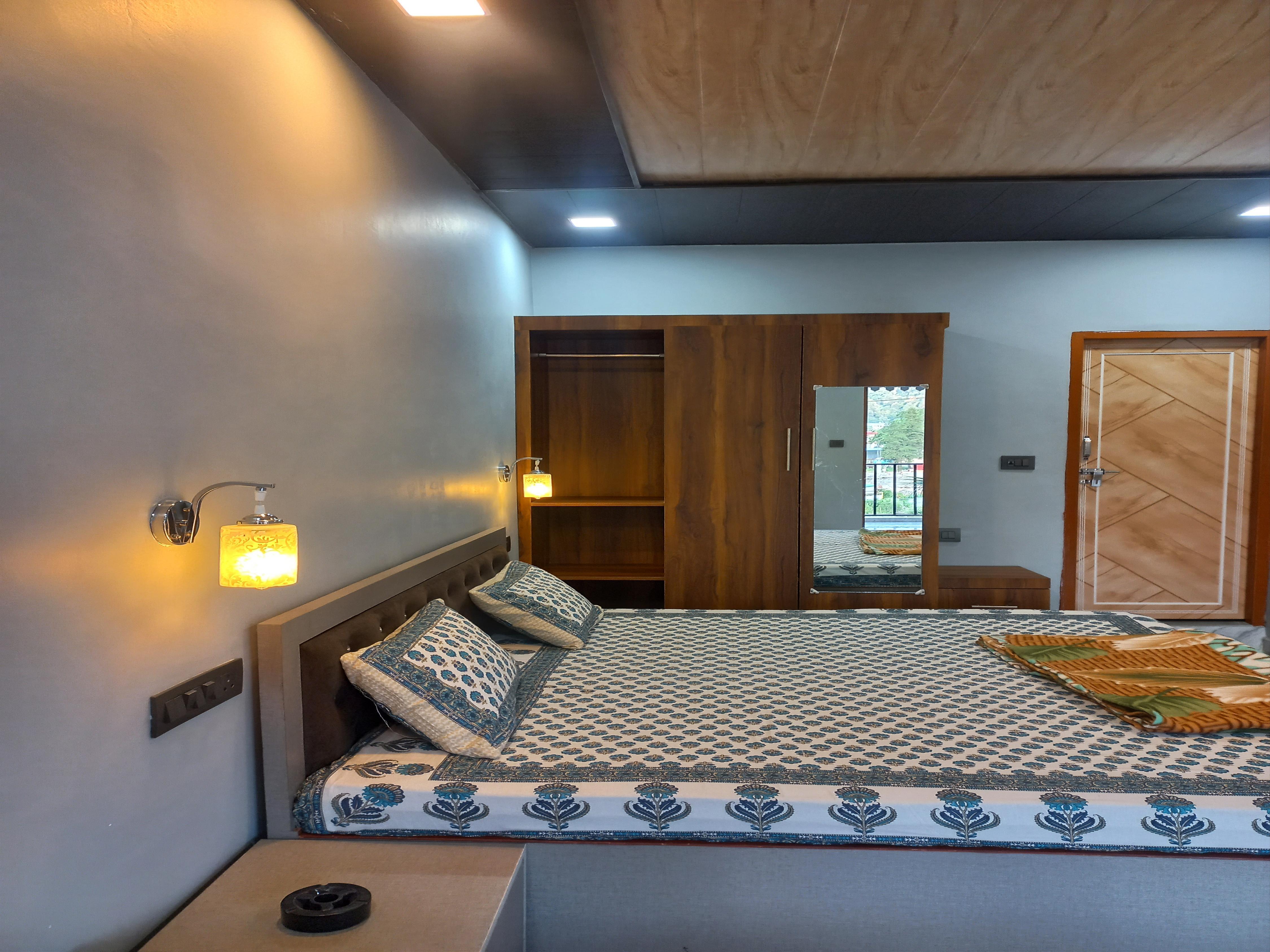 Ashirwad Homestay - Tap to explore photos