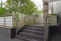 Alaya Stays Royal Valora, Charming 5 BHK villa with Garden