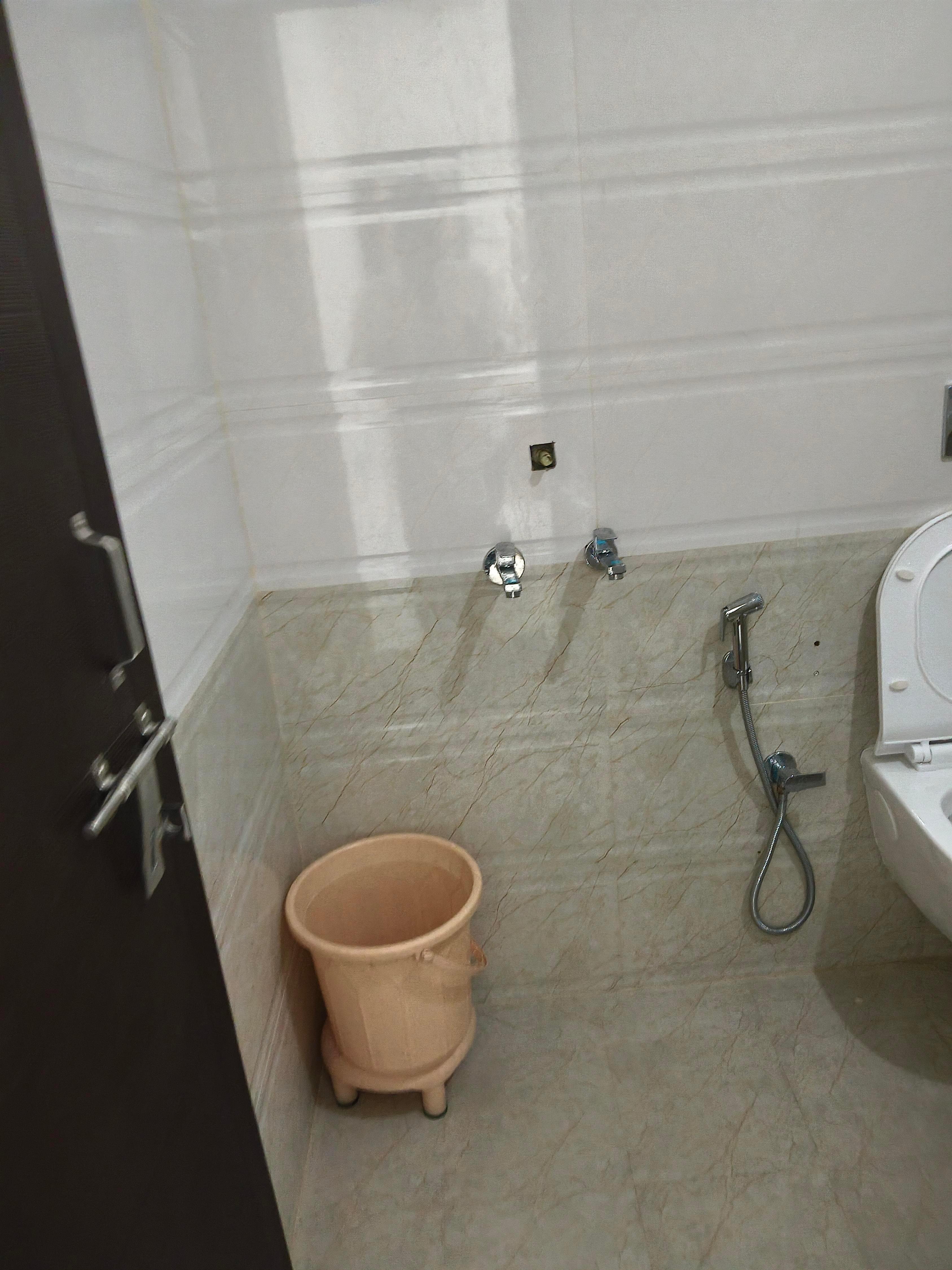 Hotel Madhav Bhakta Nivas - Tap to explore photos