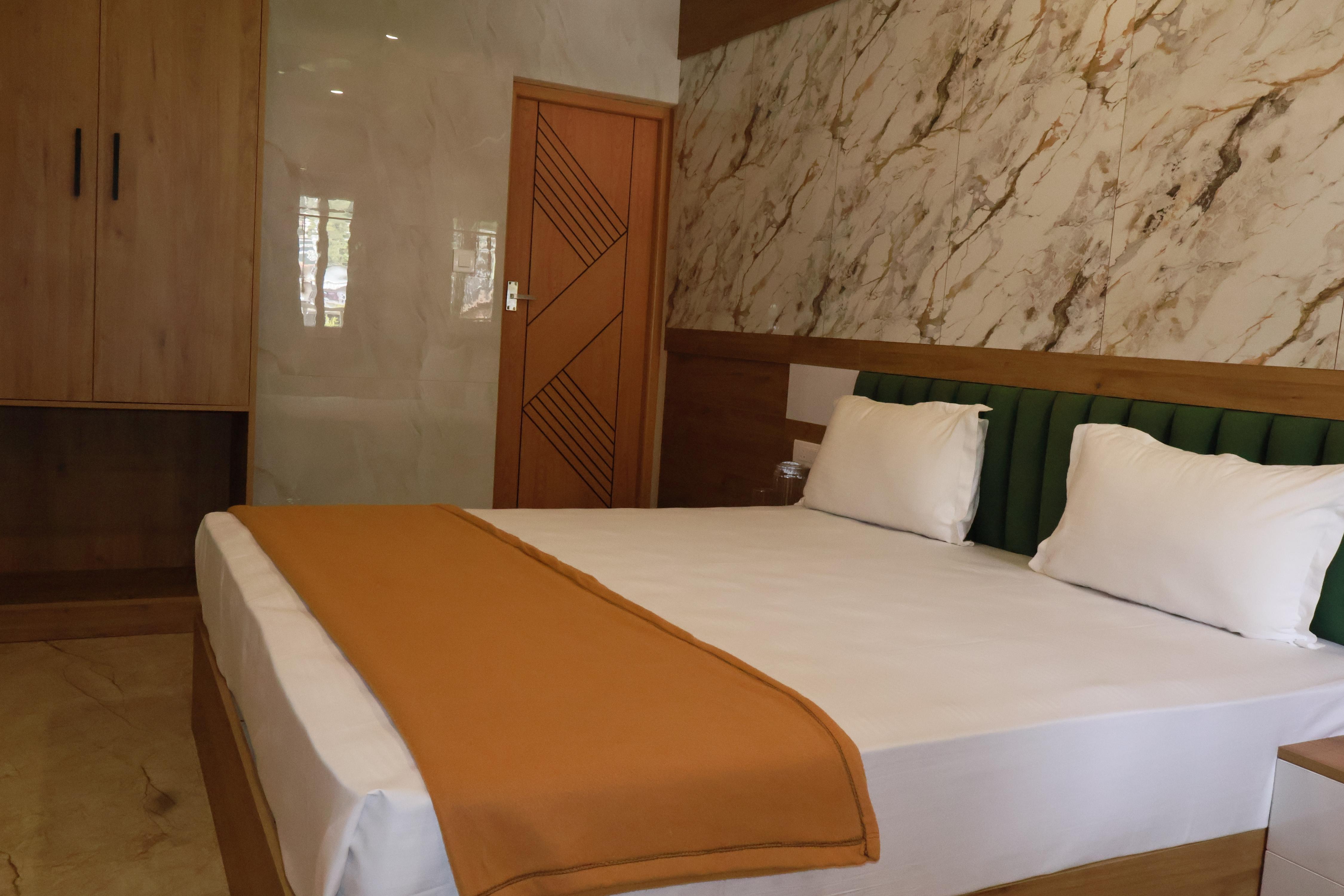 Mount View Resort Room Type - Deluxe Room with City View