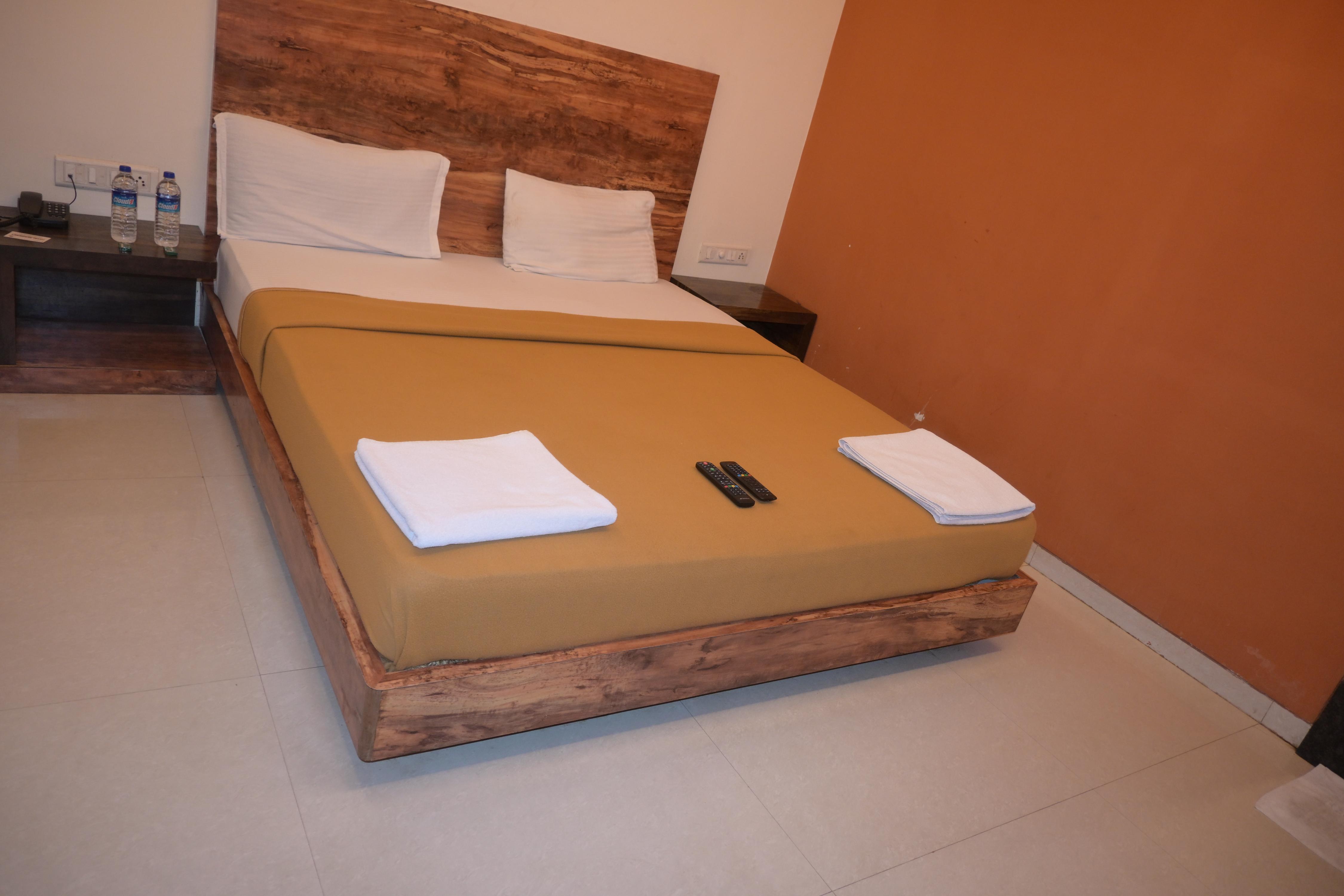 Hotel Royal Residency Room Type - Standard AC Room