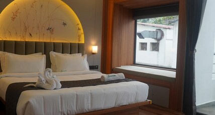 Lovedale Room Type - Luxury Room