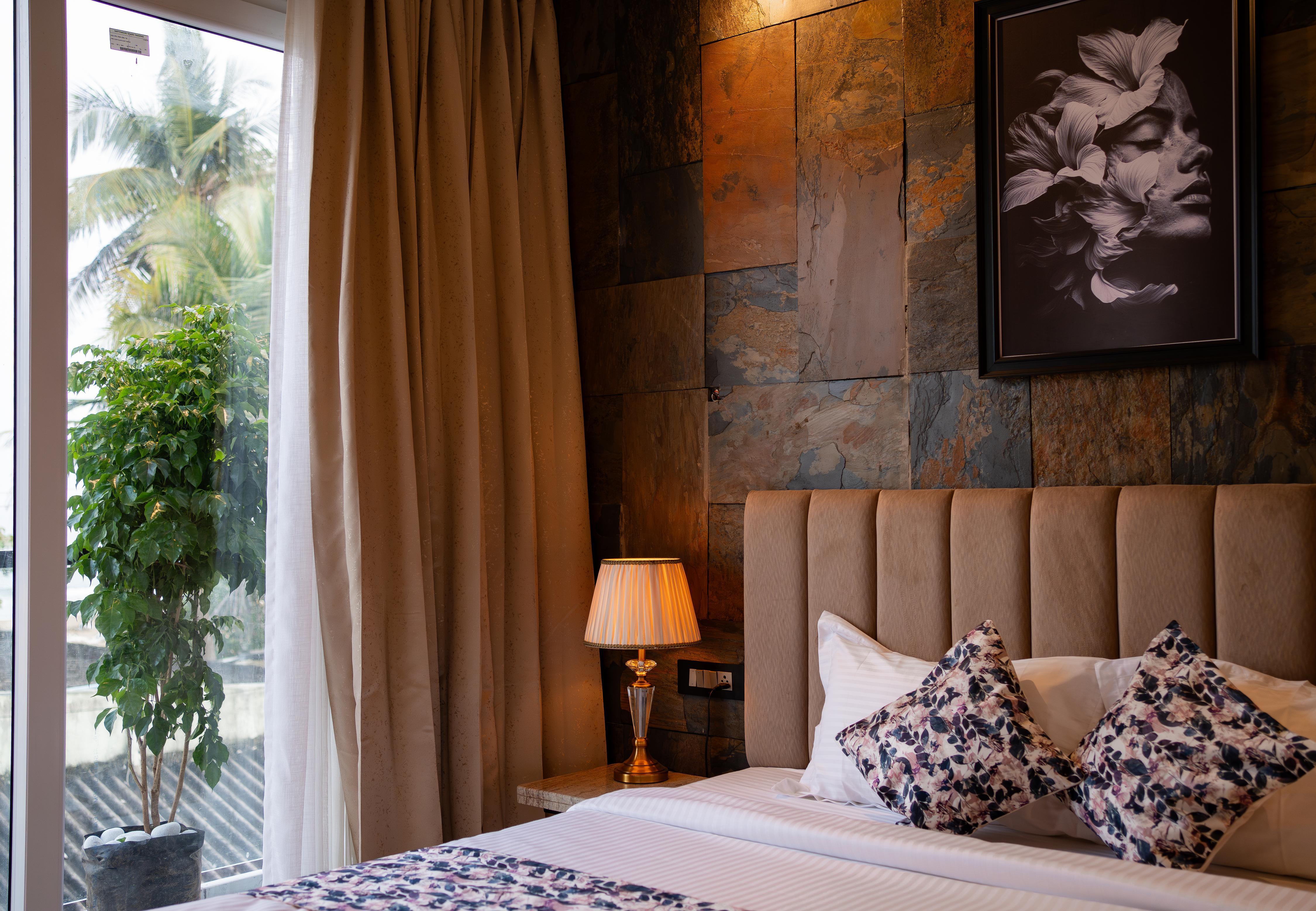 The Tides Room Type - Suite Room with Beach View