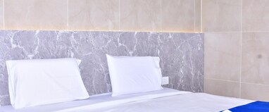 Roy Residency Luxury Rooms