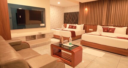 Lumarise Hotel Room Type - AC Executive with Two King size Beds