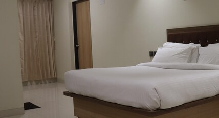 Rajkey international Hotel. Room Type - EXECUTIVE ROOM
