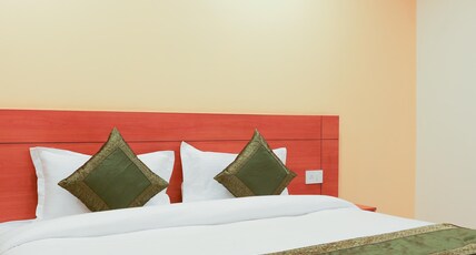 TMS Residency Room Type - Deluxe Room with King Bed