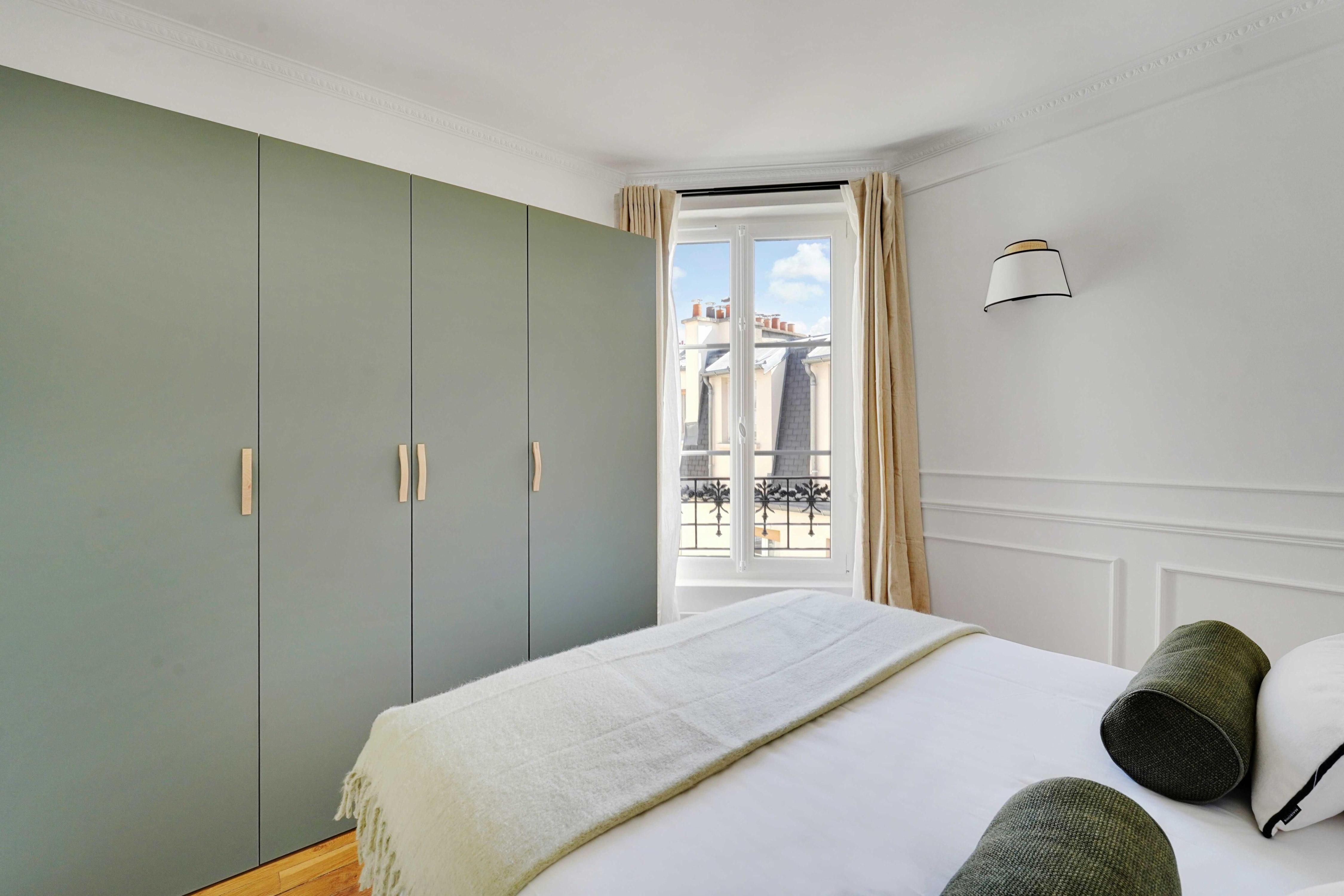 Magnificent apartment- 1BR-4P - Tour-Eiffel - Tap to explore photos