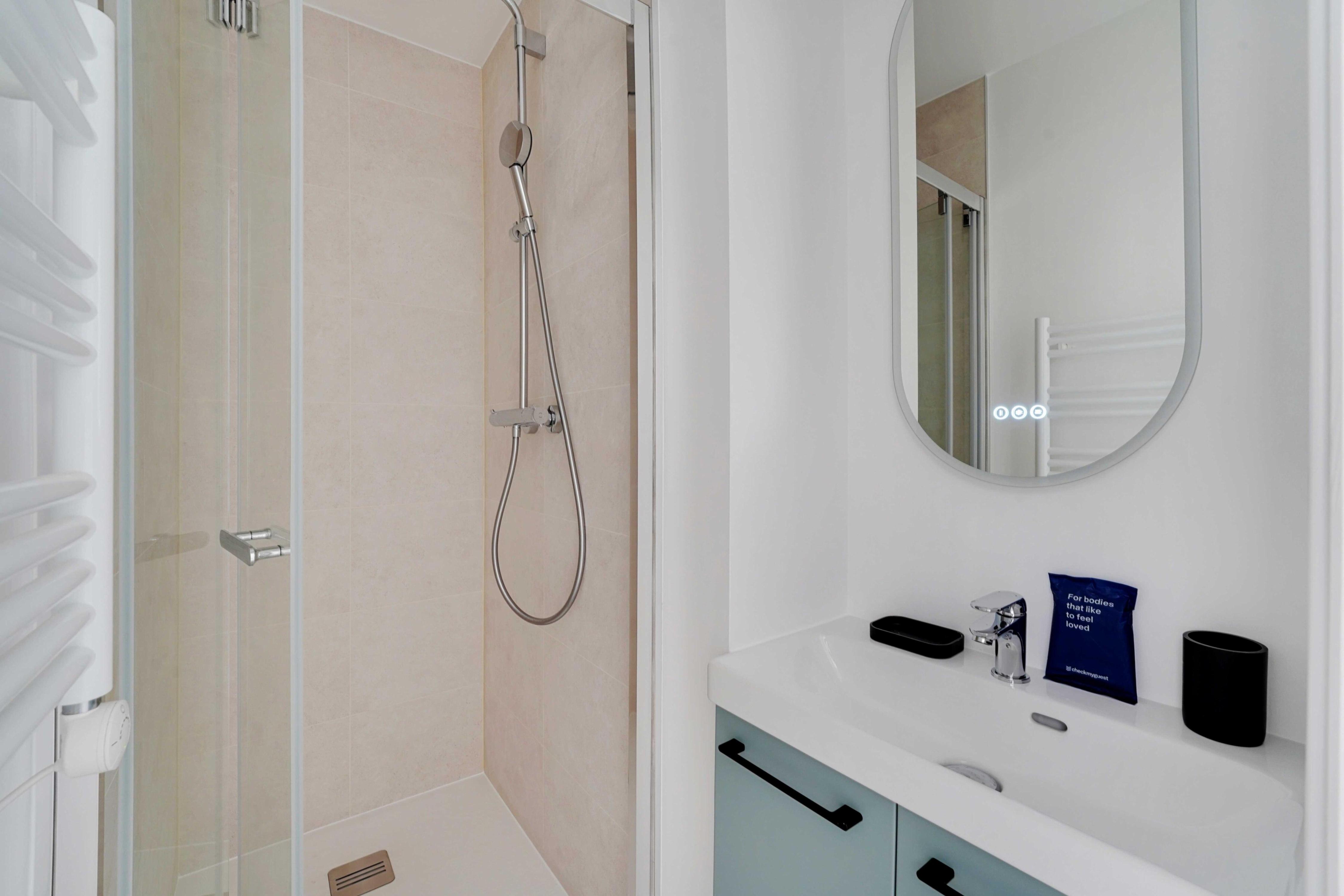 Magnificent apartment- 1BR-4P - Tour-Eiffel