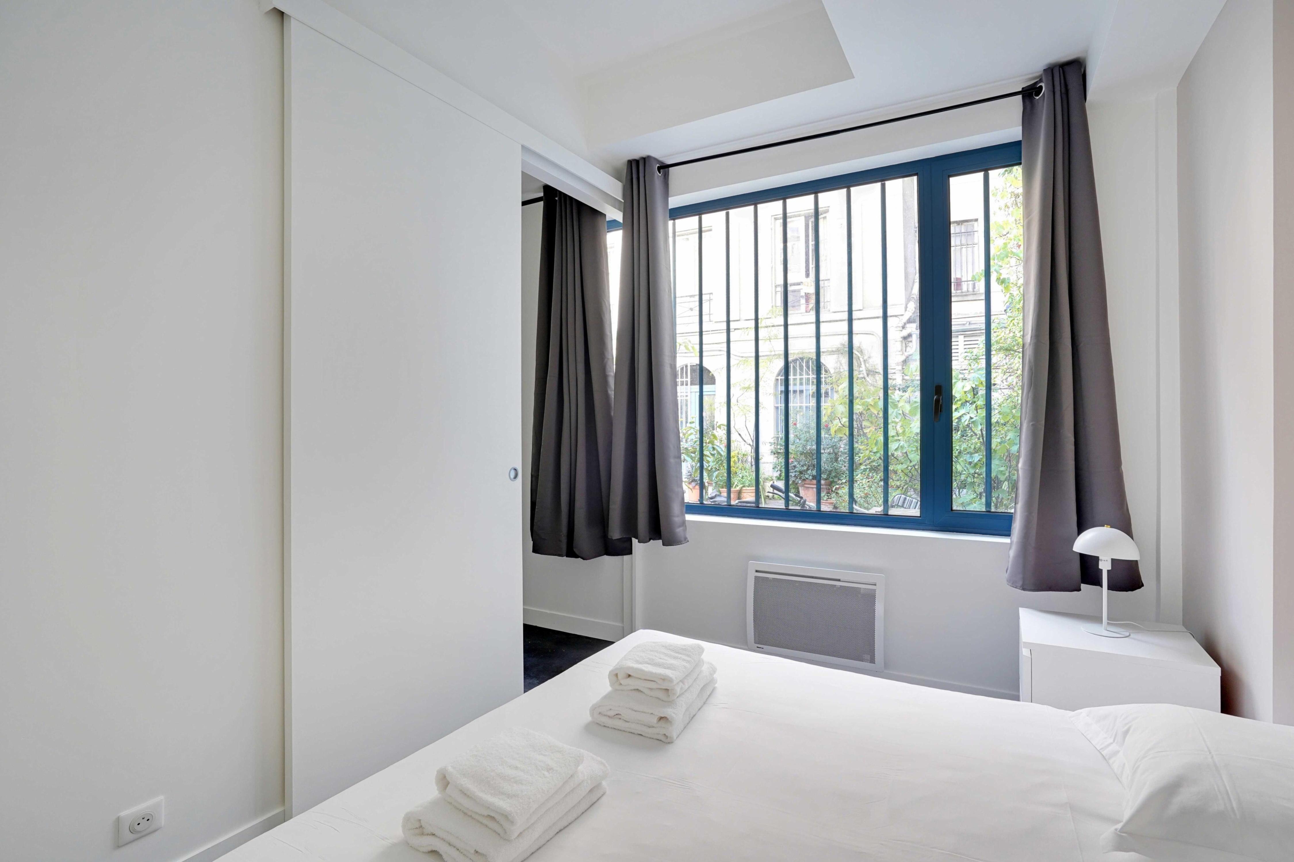 Superb Apartment -1BR/2P - Sentier - Tap to explore photos