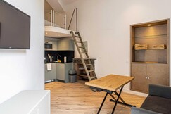 A/C Mezzanine Apt 1BR/2P - Place Garibaldi - 1