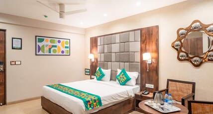 Treebo Premium Nova Candolim With Pool And Spa Room Type - Deluxe Room