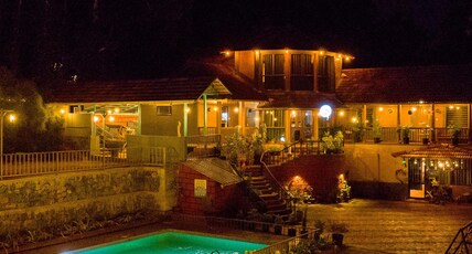 Unique Lake View Pool Villa Room Type - Unique Lake View Pool Villa