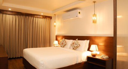LA PATENG Room Type - Business Suite