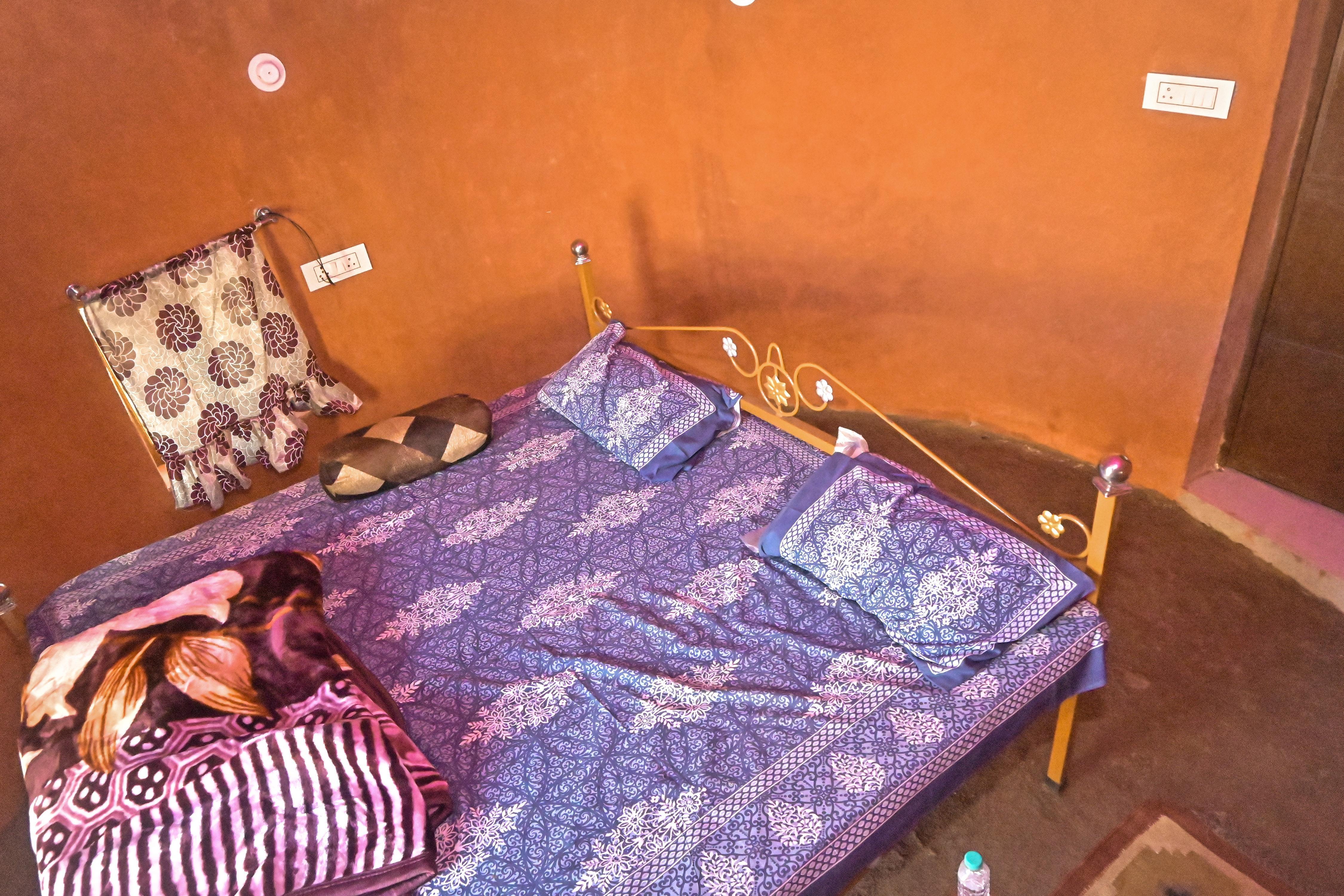 Khatri Home Stay Salawas - Tap to explore photos
