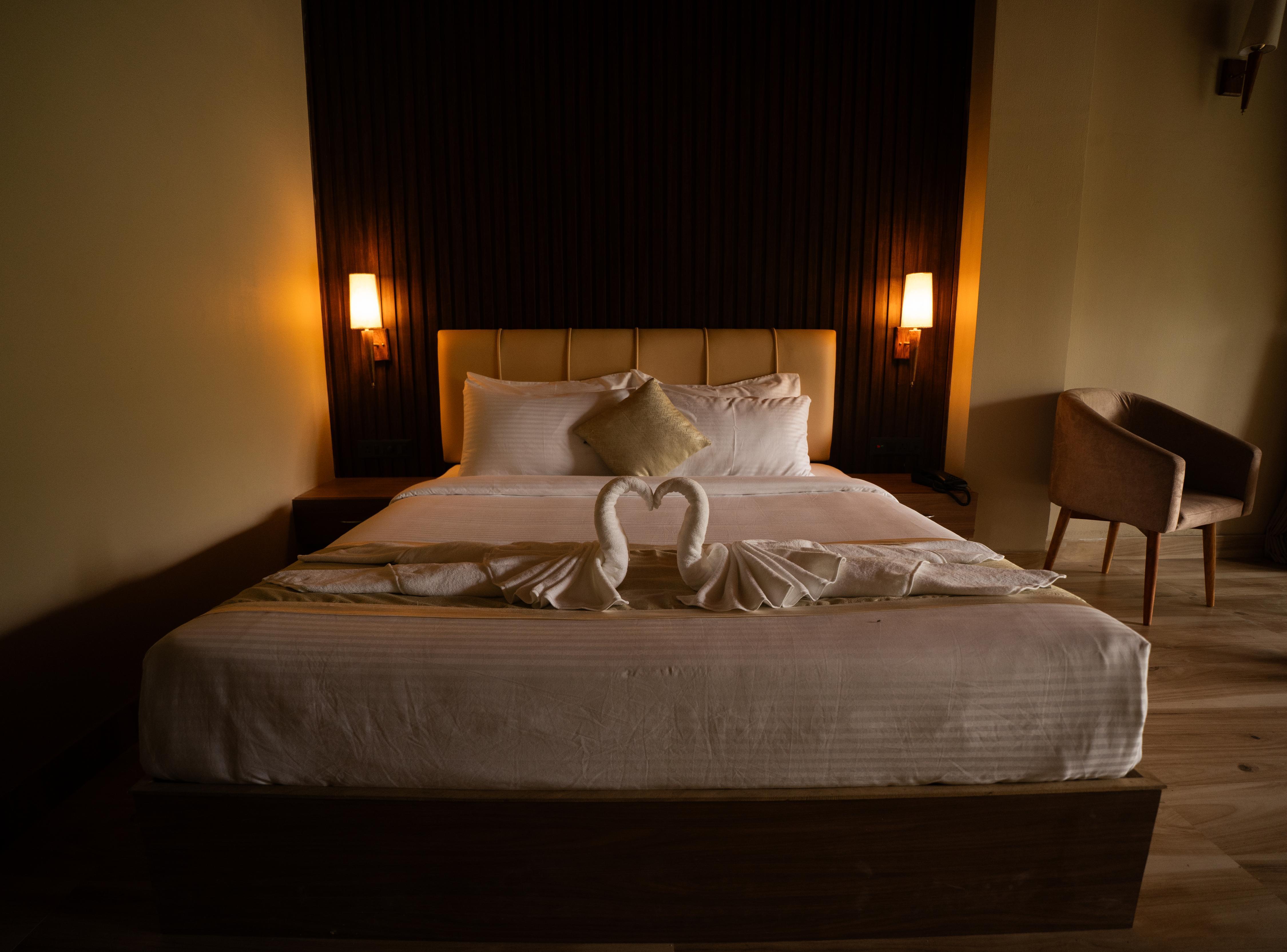 THE CORAL BENTLEY HOTELS - Tap to explore photos