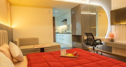 The Urban Romance- Kingston Luxuries Collection Room Type - The Urban Romance- Cozy Modern Romantic Studio