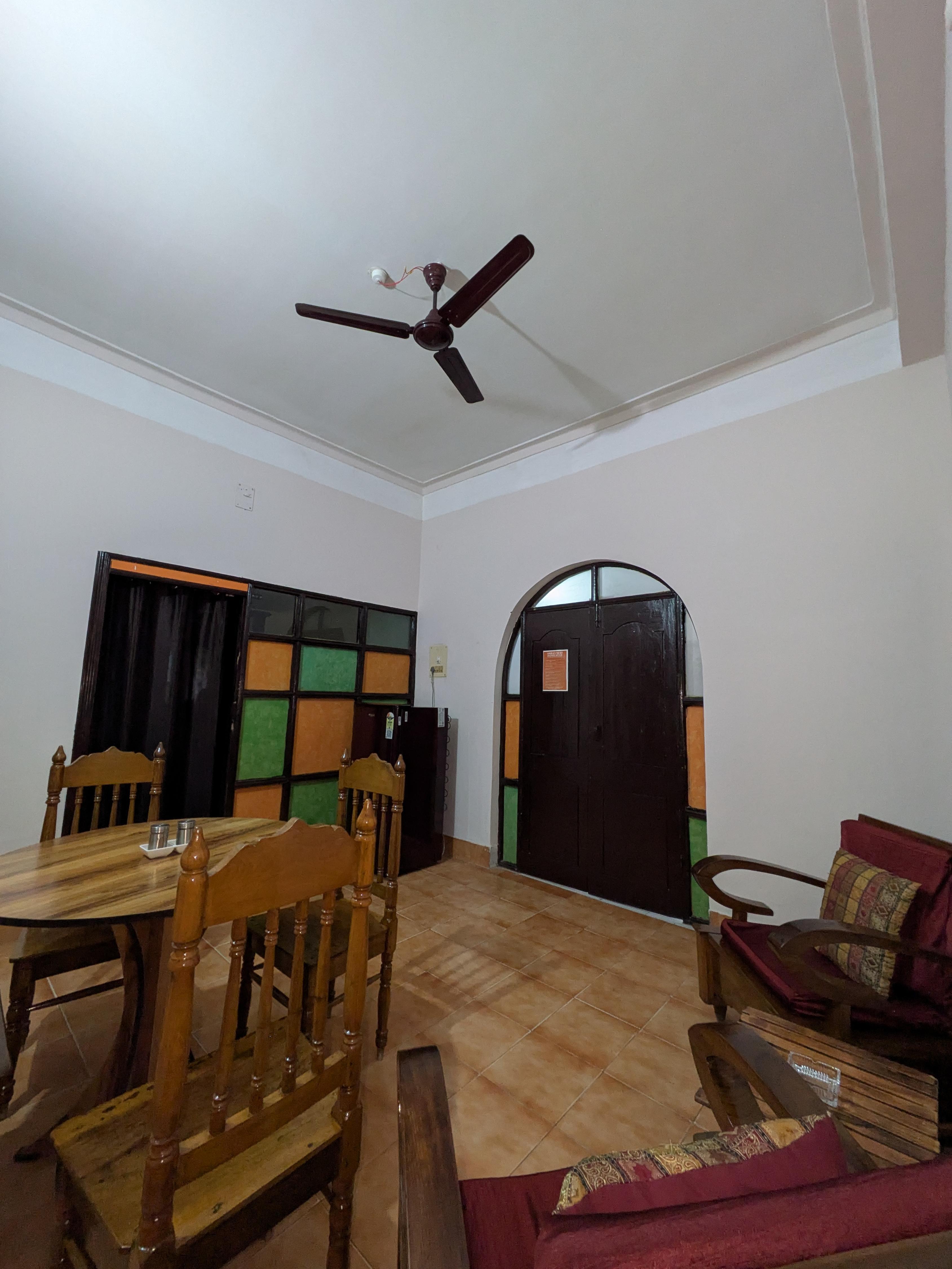 Urban Nest Homestay - Tap to explore photos