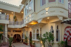 SaffronStays Rang Havelii Royal Darbar Suites