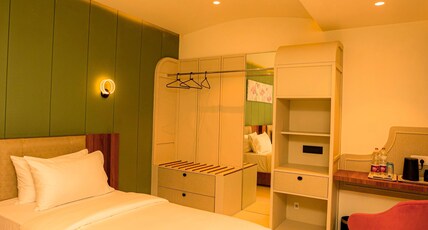 Hotel Harriet Room Type - Standard King