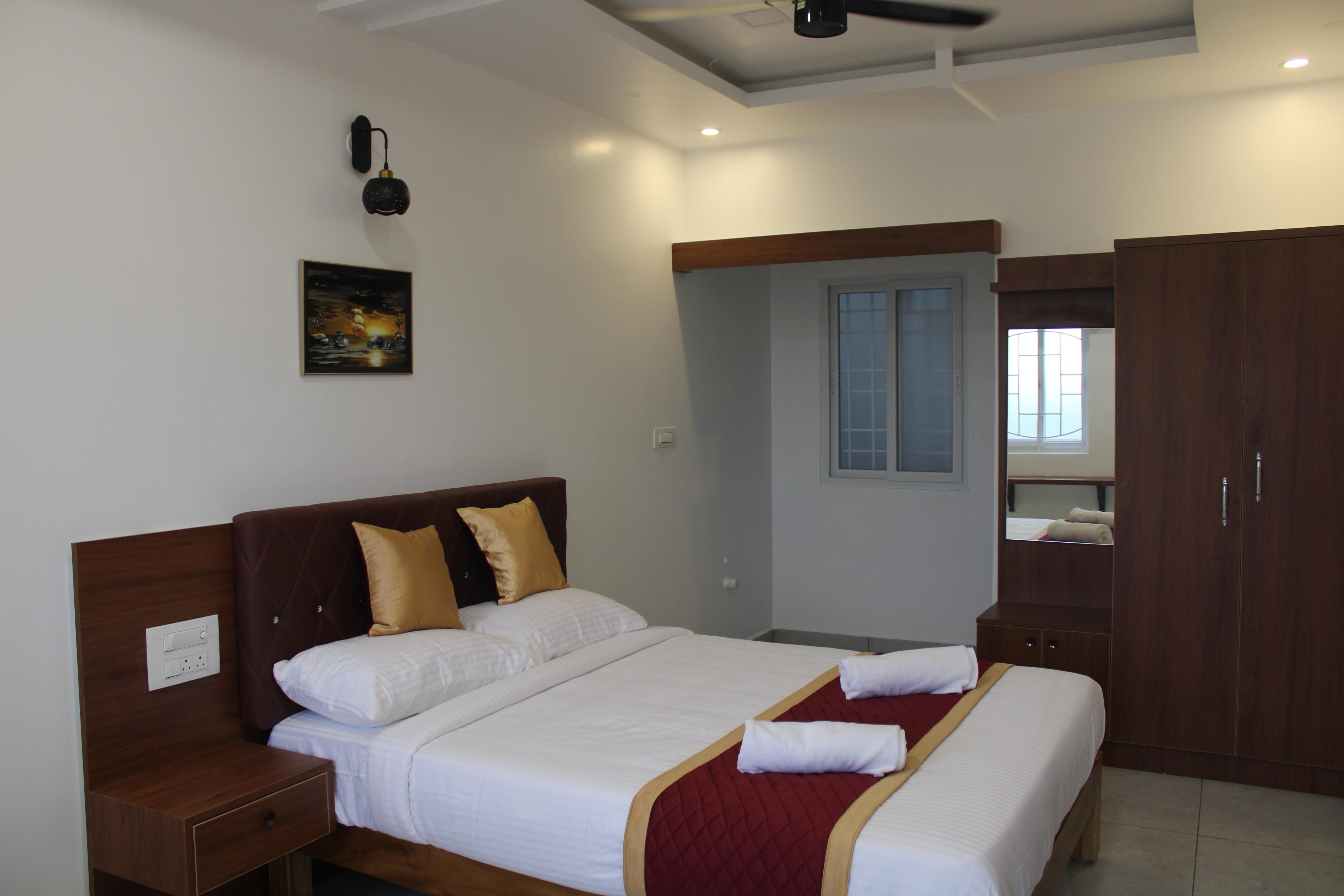DJ PALACE & RESIDENCY Room Type - Deluxe Room