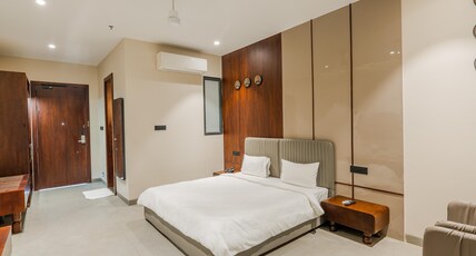 Hotel Rosebey Room Type - Deluxe Room