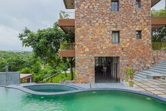 Lagoon Villa Homestay