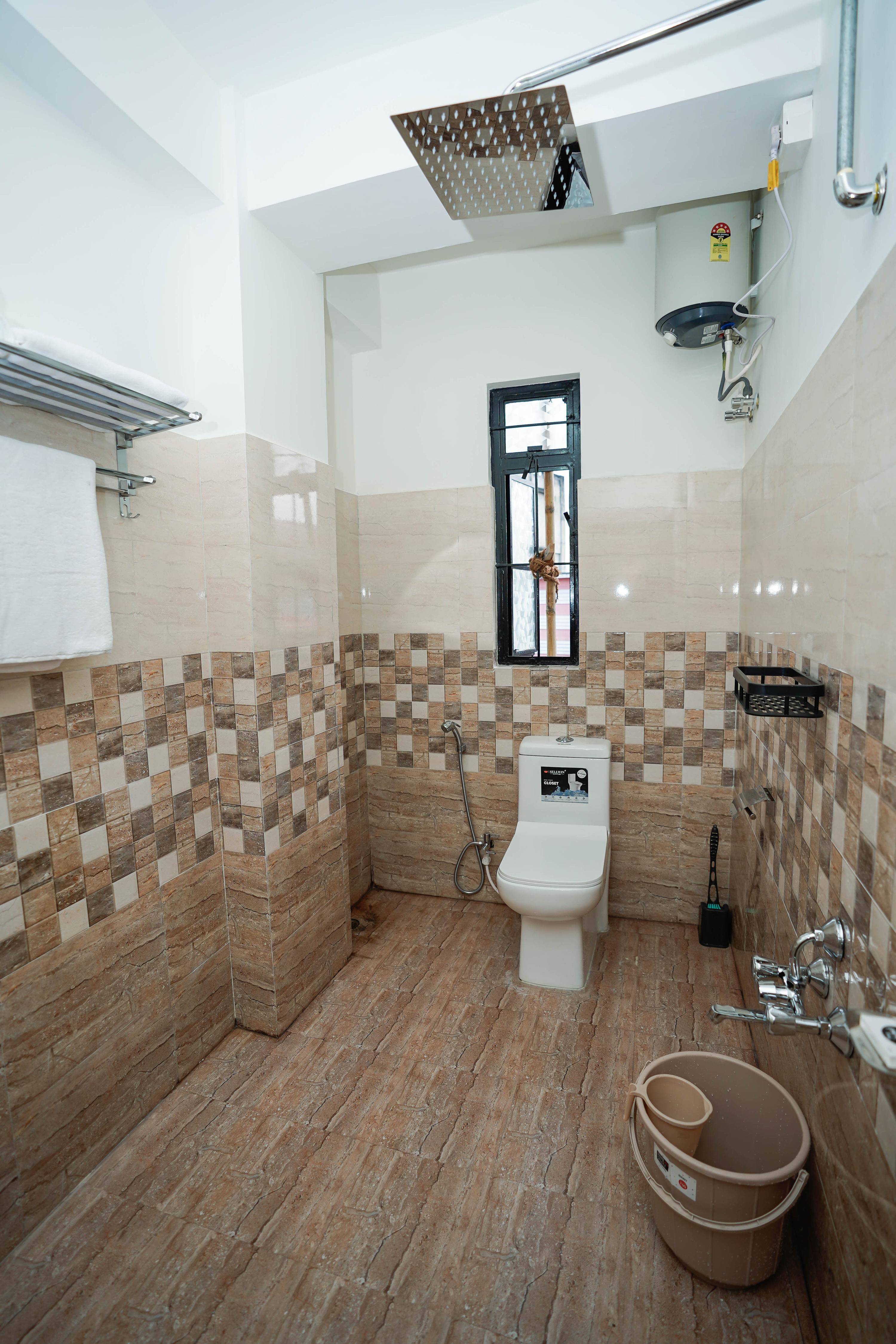 Ebel s Inn 3BHK - Tap to explore photos