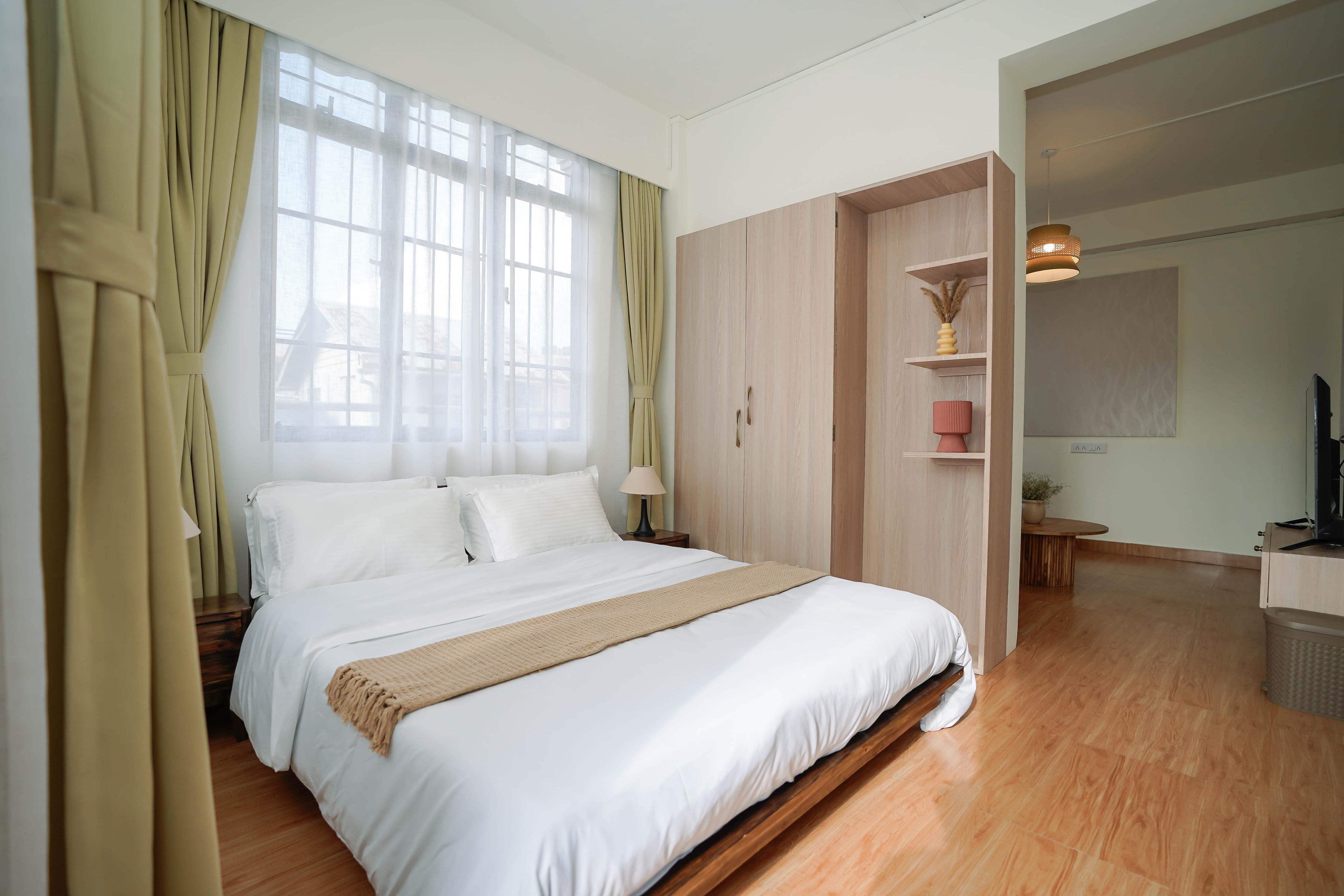 Ebel s Inn 3BHK - Tap to explore photos