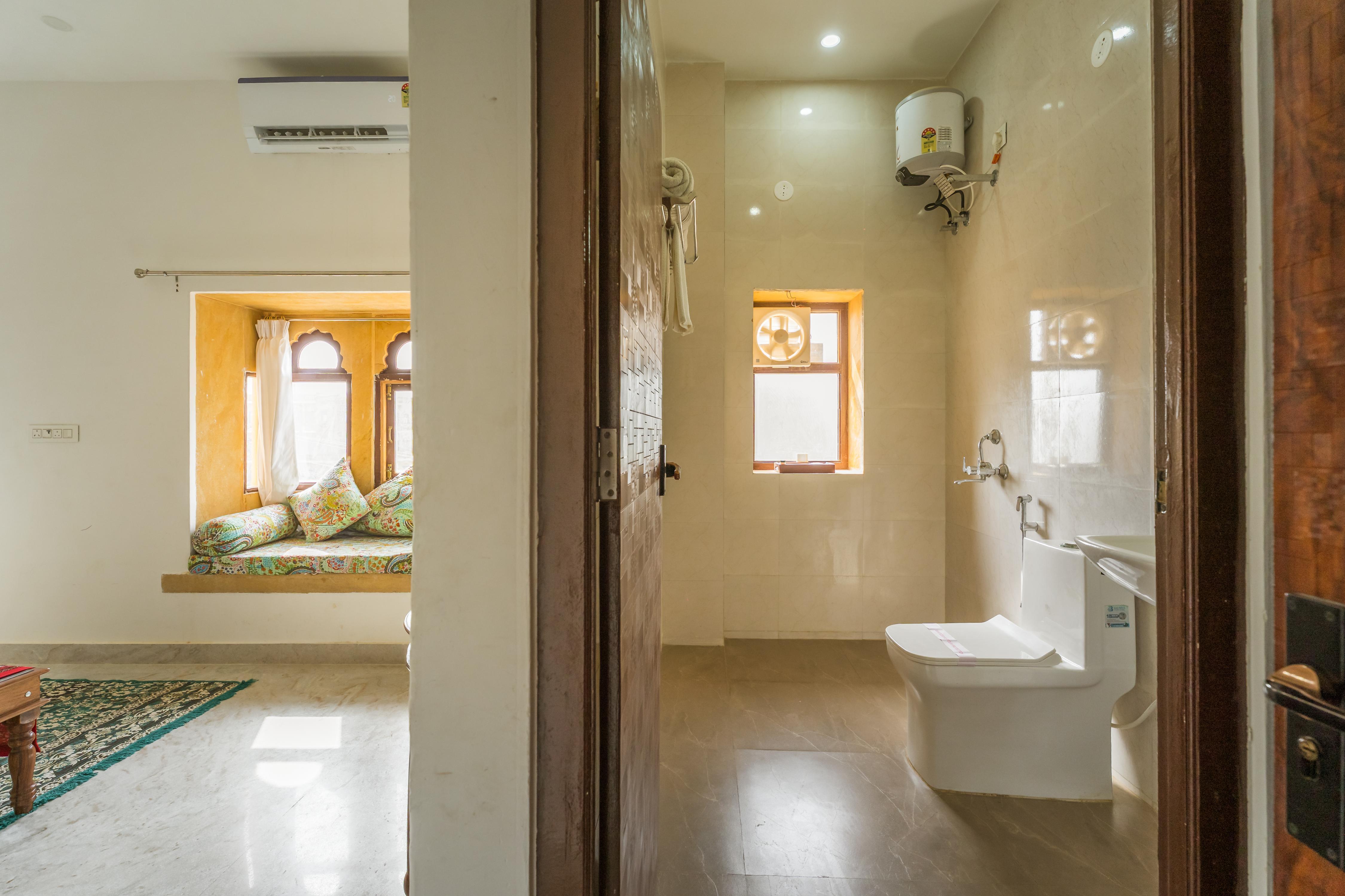 Hotel Narpat Garh Palace - Tap to explore photos