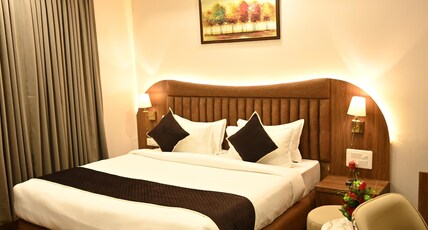 The Regal Crown By Ritya Hotels Room Type - Deluxe Room The Regal Crown By Ritya Hotels Room Type - Deluxe Room