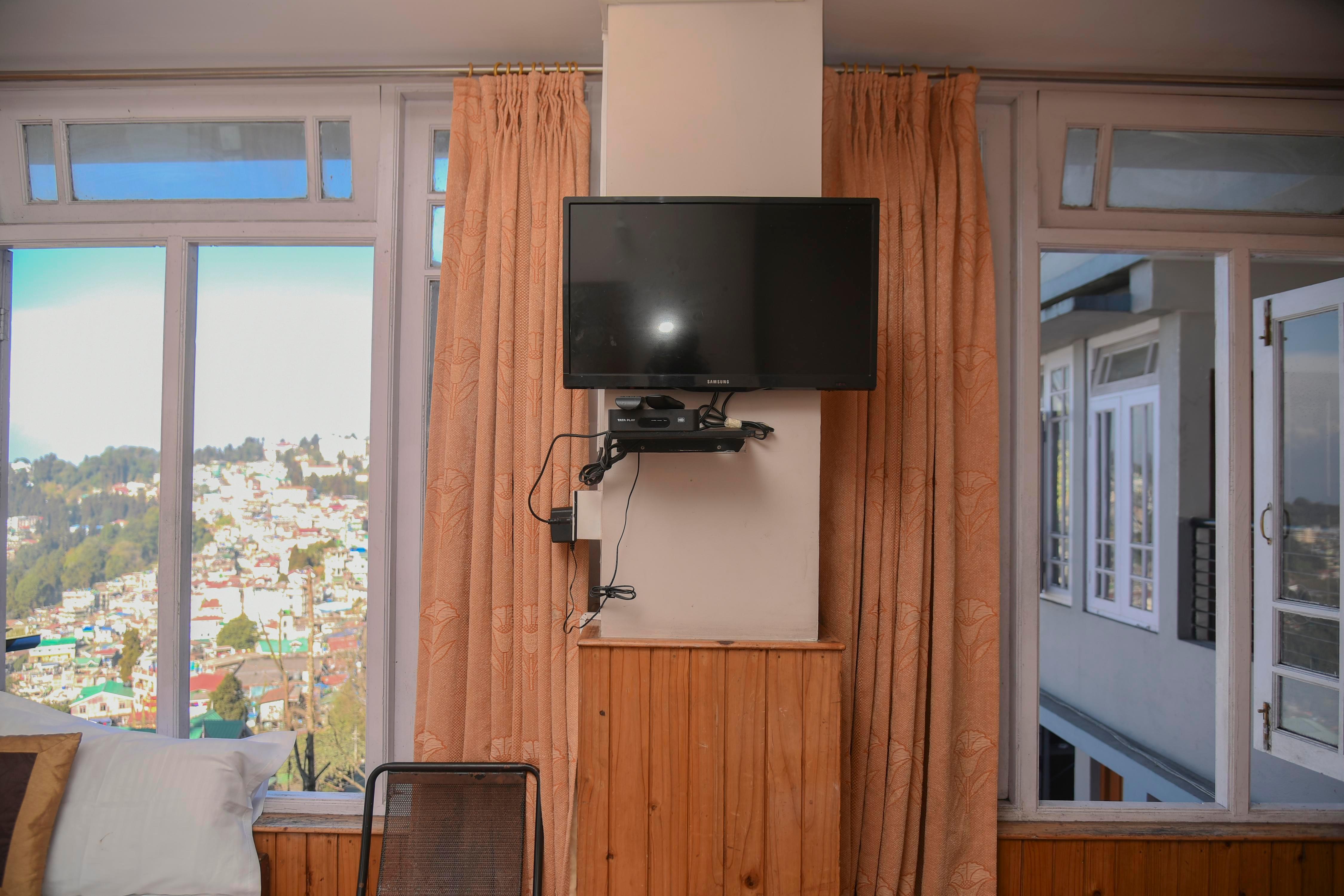Norbu's Guest House - Tap to explore photos