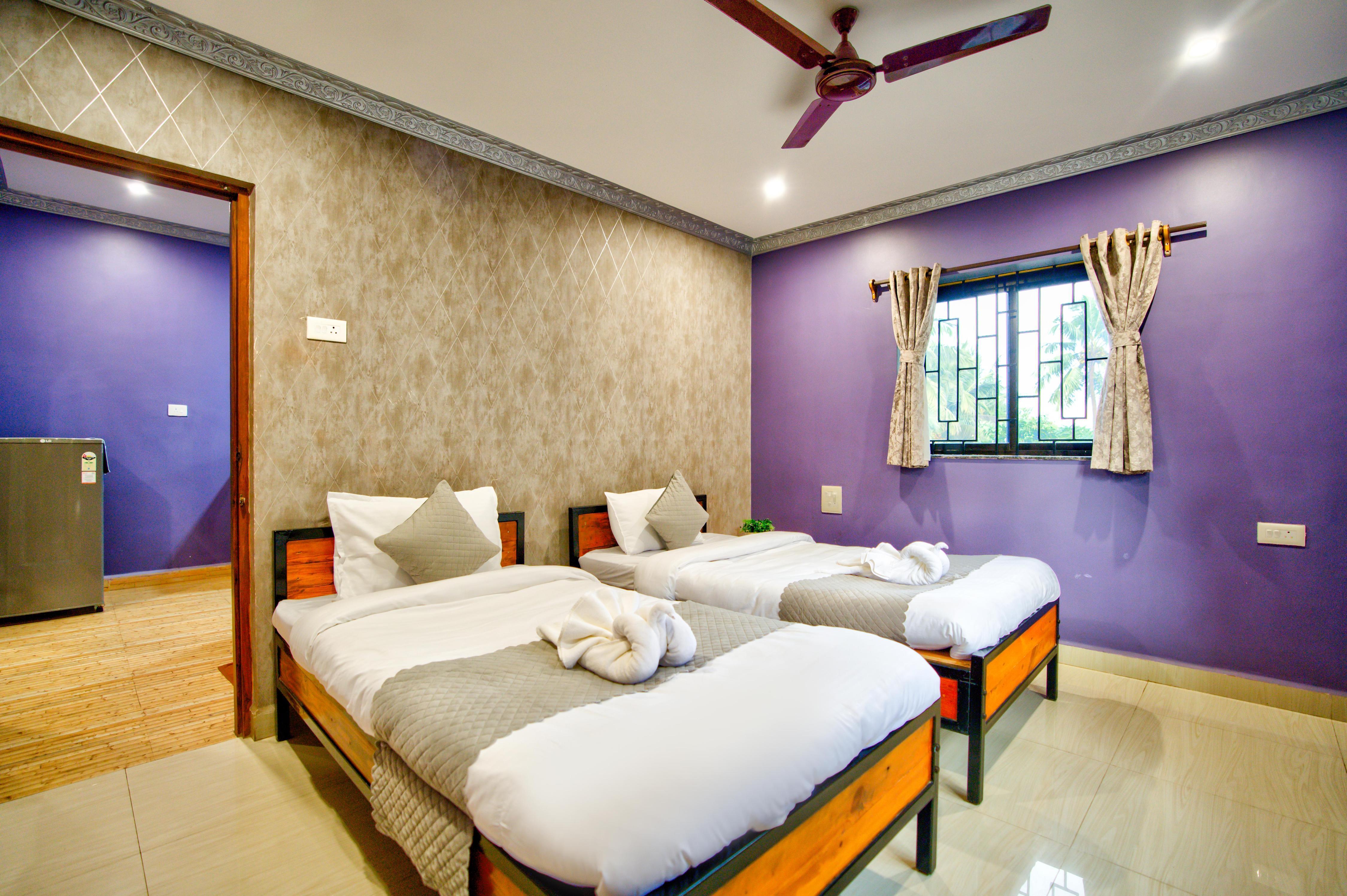 Hotel Eyokar Goa - Tap to explore photos