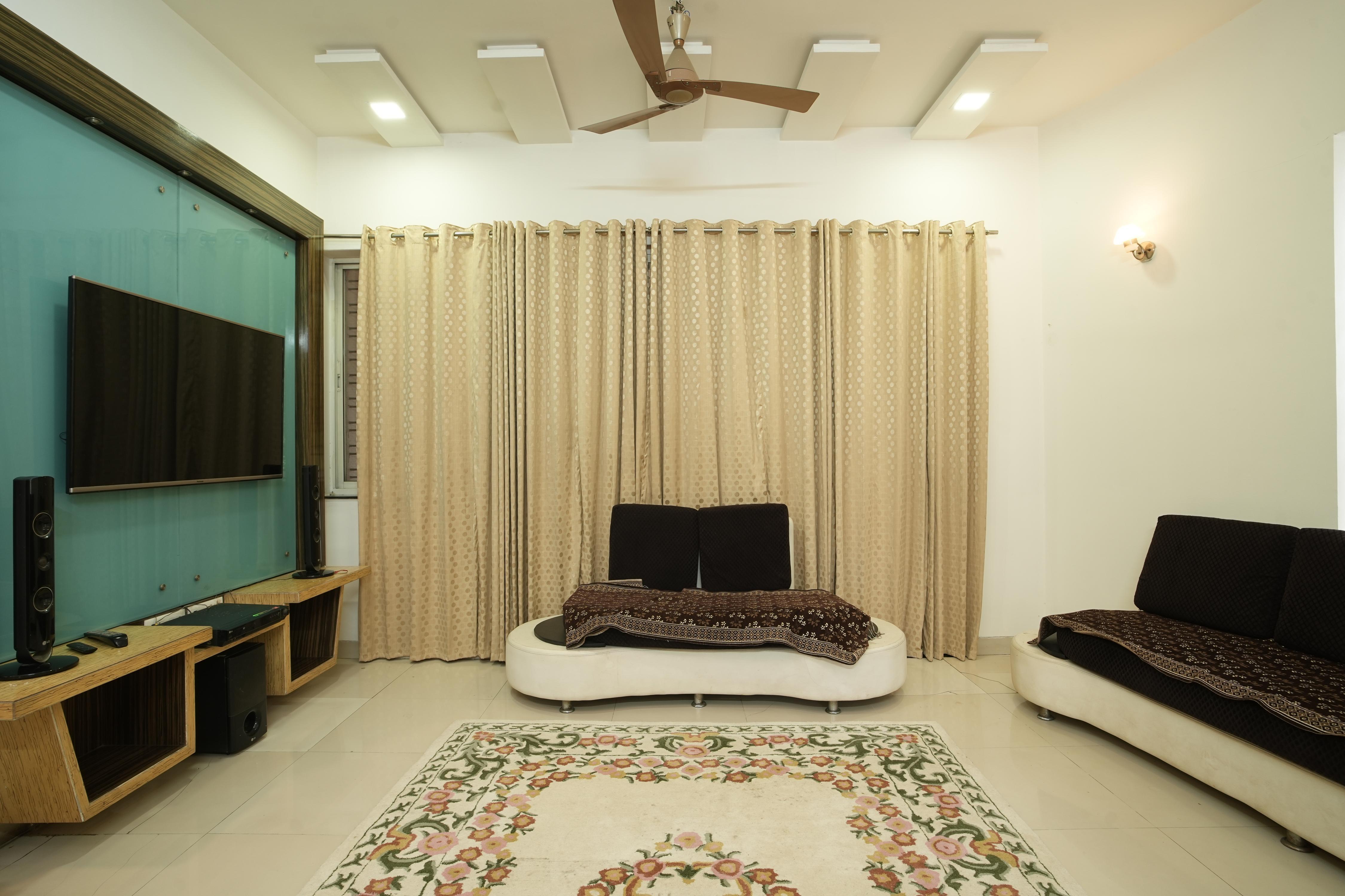 Manjul3BHK Villa in Nashik by Homeyhuts - Tap to explore photos