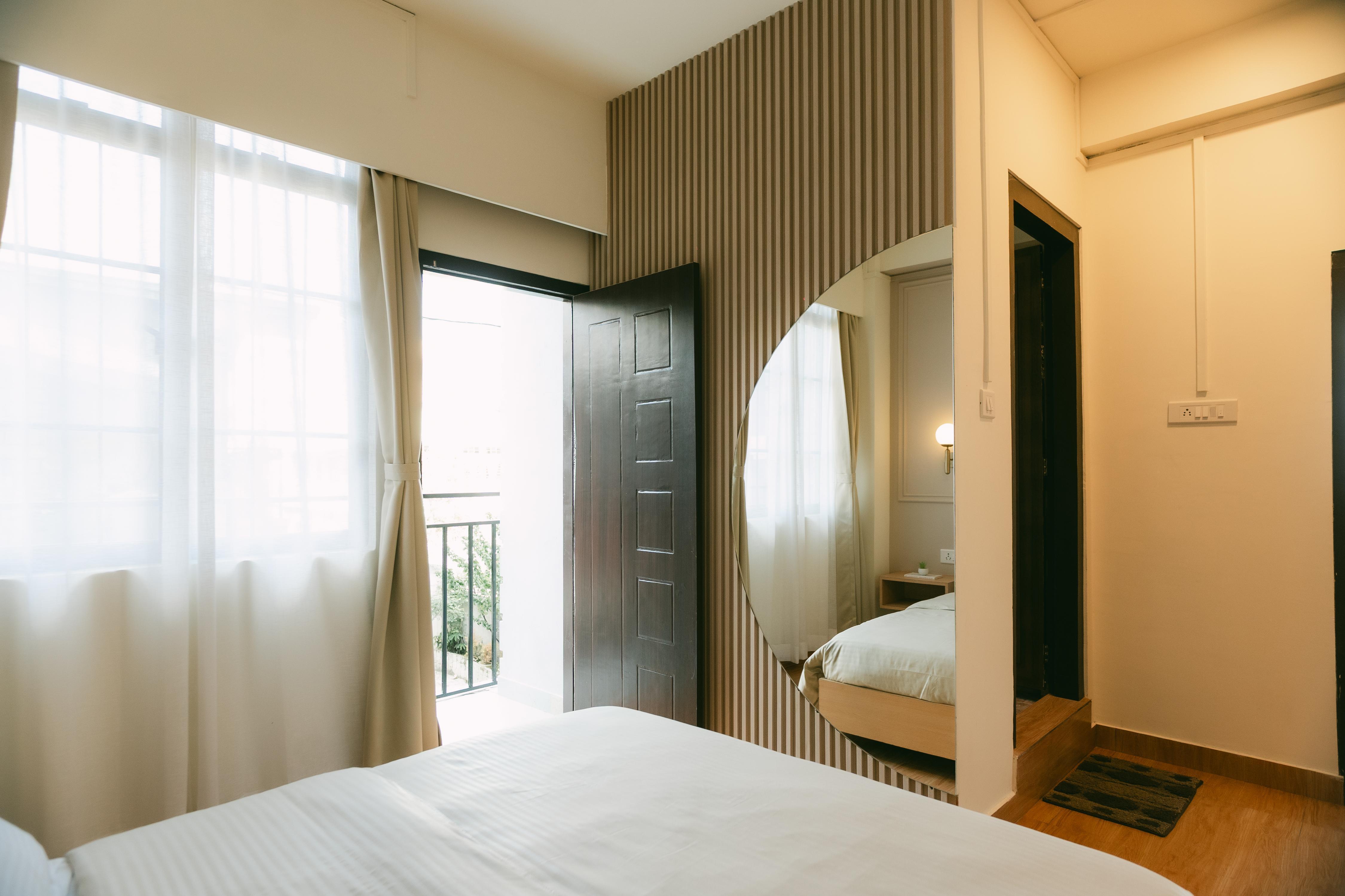 Amari's Service Apartment | 1 BHK - Tap to explore photos