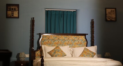 Surya Niwas Boutique Hotel & Garden Room Type - ROYAL SUITE WITH BALCONY