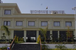 Hotel Highway Heaven