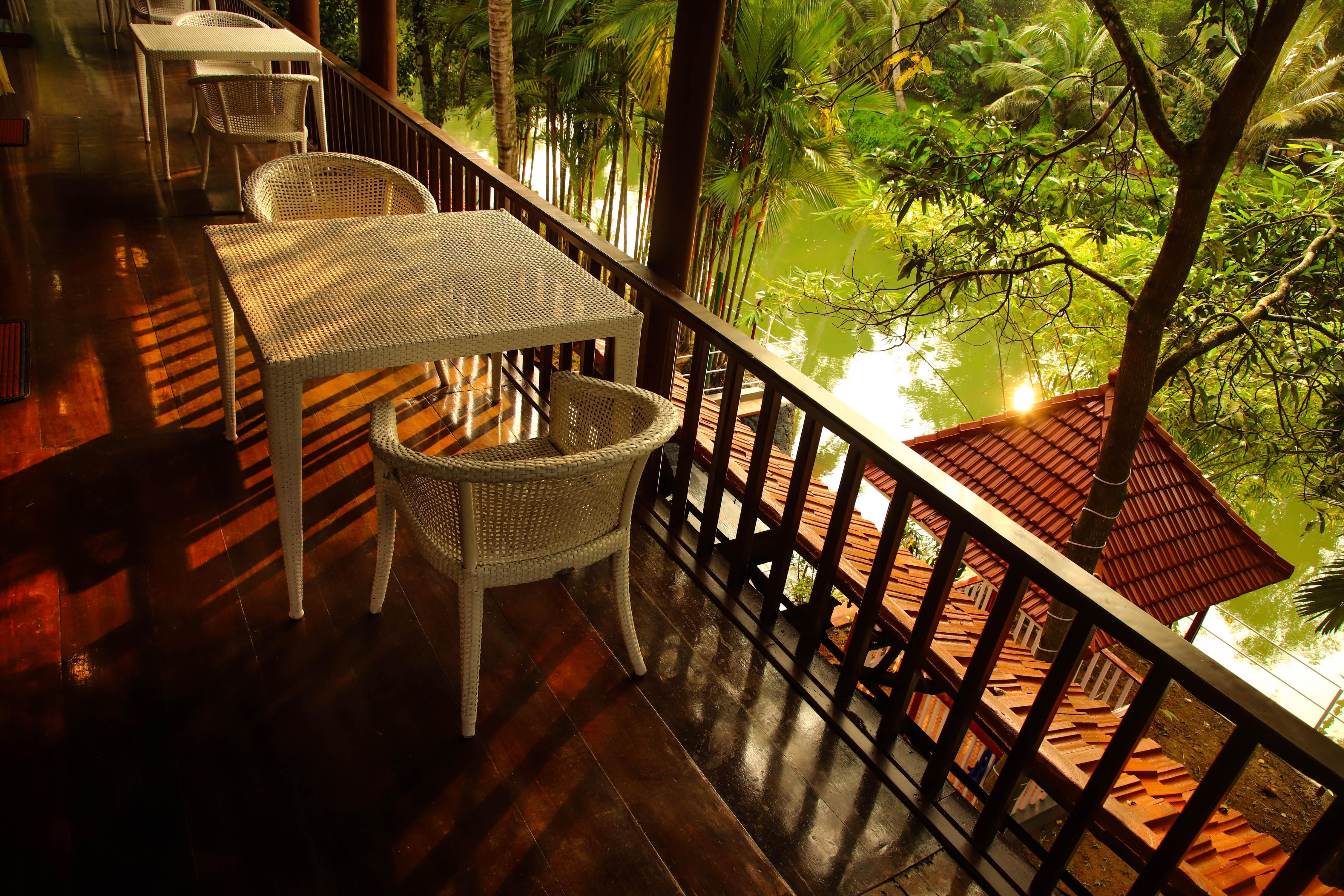 Backwater Retreat Kumarakom - Tap to explore photos
