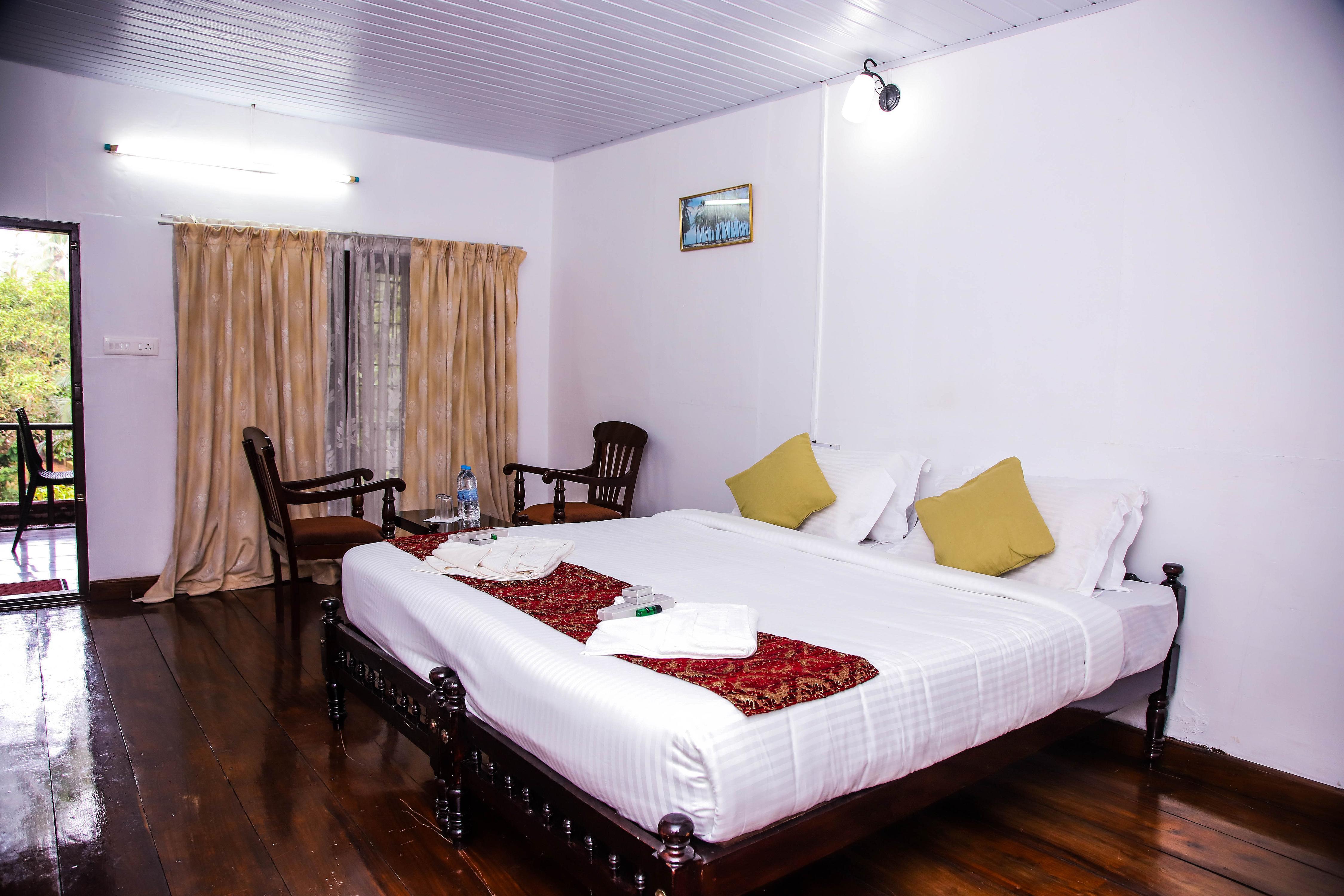 Backwater Retreat Kumarakom - Tap to explore photos